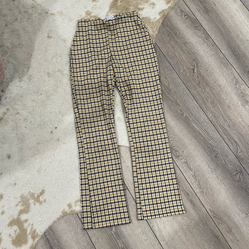 Urban outfitters cropped flare yellow plaid pants - Picture 2 of 7
